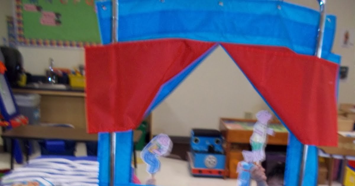 Mrs. Wood's Kindergarten Class: The Three Little Pigs