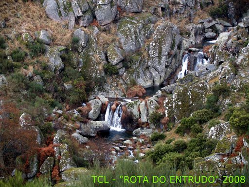 [TCL_ENTRUDO_08-20.jpg]