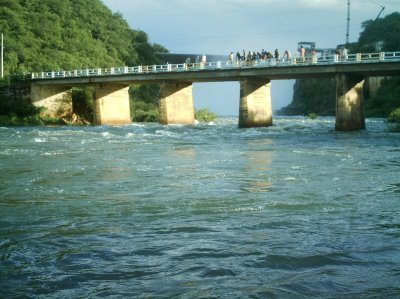 [M%C3%83E+DA+AGUA+SANGRANDO2.jpg]