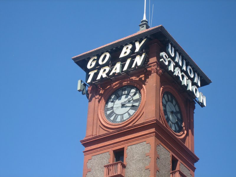 [go_by_train_portland.jpg]