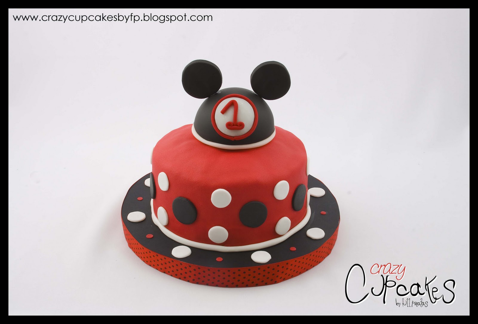 ... su mama maria angeles eligio una torta muy simpatica de mickey mouse ... su mama maria angeles eligio una torta muy simpatica de mickey mouse