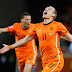 SE: Netherlands Beats Down South America's Last Chance