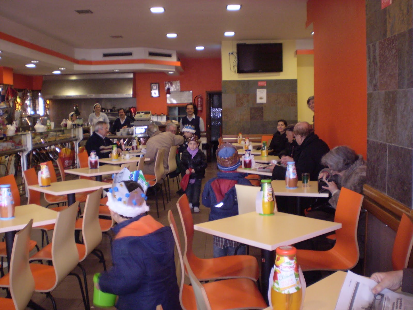 [PB090009.JPG]