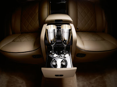Mayback Zeppelin Edition a Luxury Saloon Model