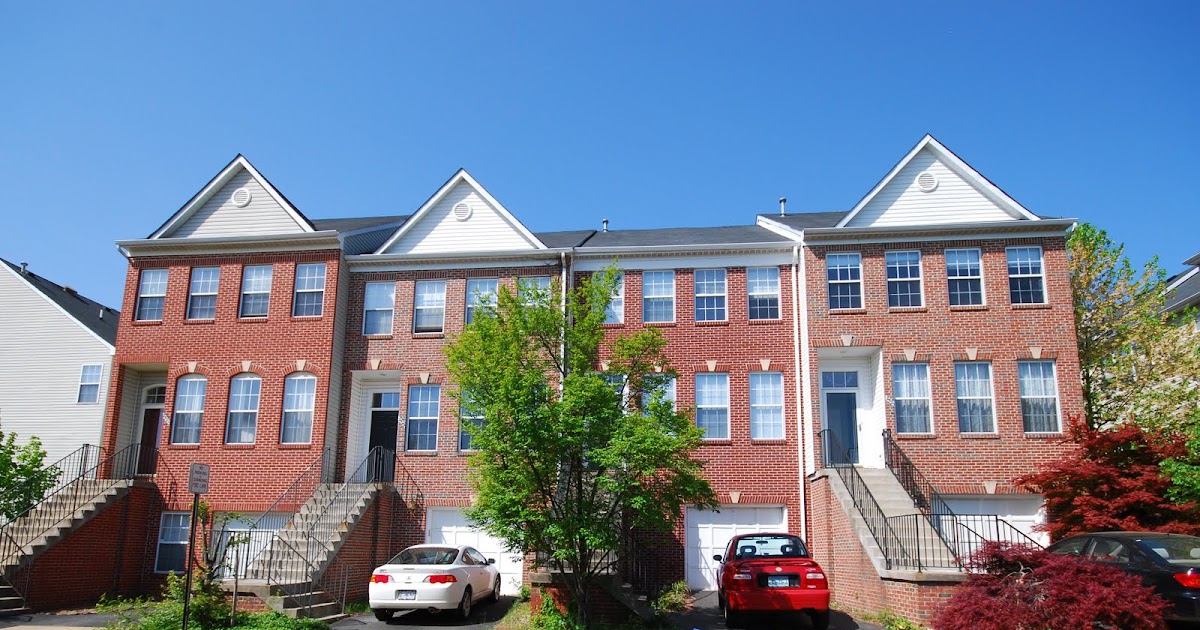 Townhouse for sale in Herndon James Monroe Circle, Herndon VA