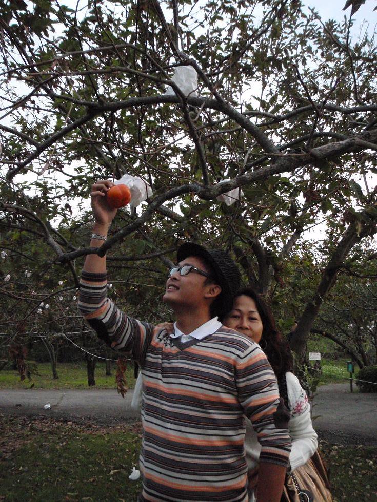 [PB200098.JPG]