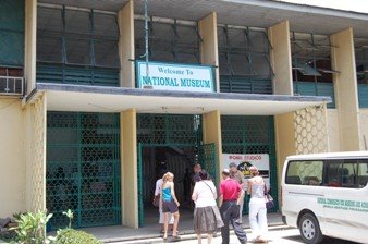 [dag3museum.JPG]