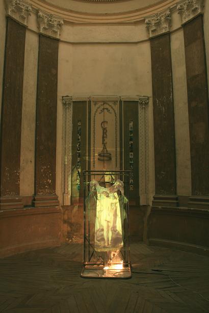 Y sin embargo camina. Almudena Mora (Madrid)