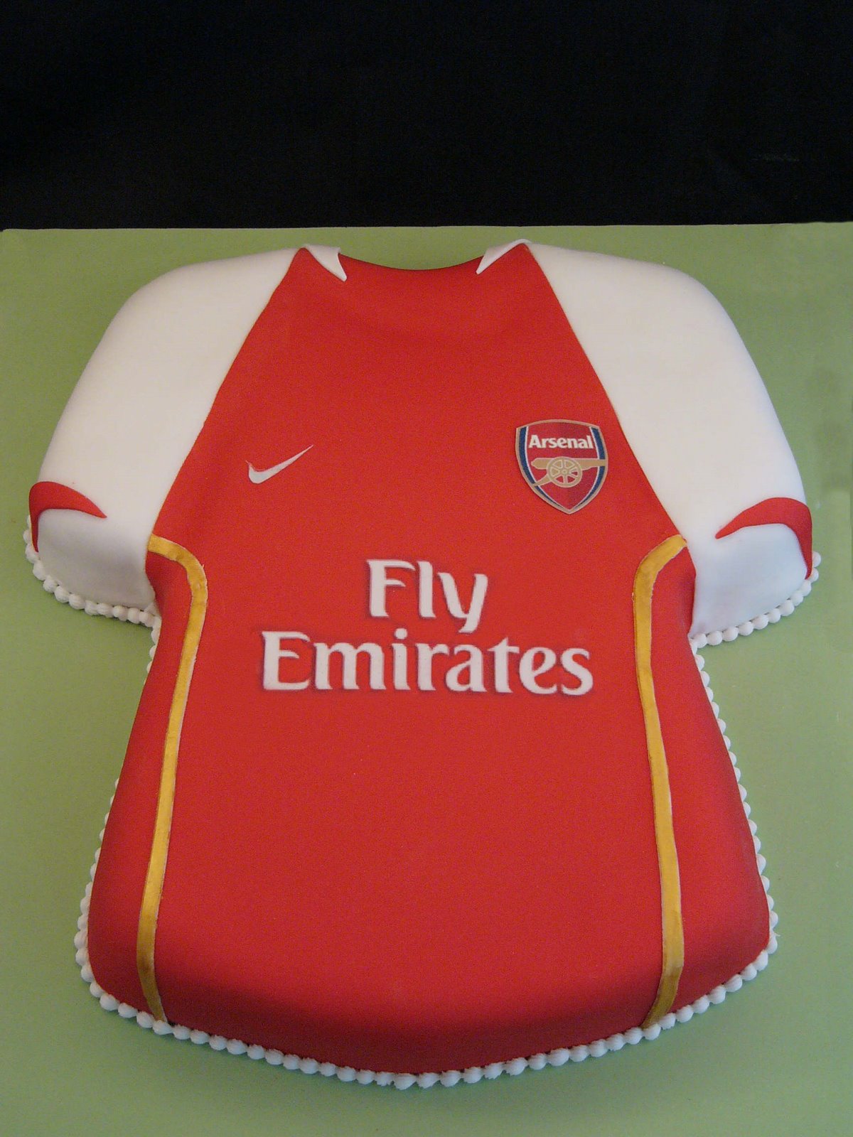 [Arsenal+Football+Top+cake.jpg]