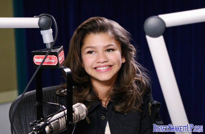 Bella Thorne & Zendaya Coleman On Radio Disney TODAY Bella Thorne & Zendaya Coleman On Radio Disney TODAY