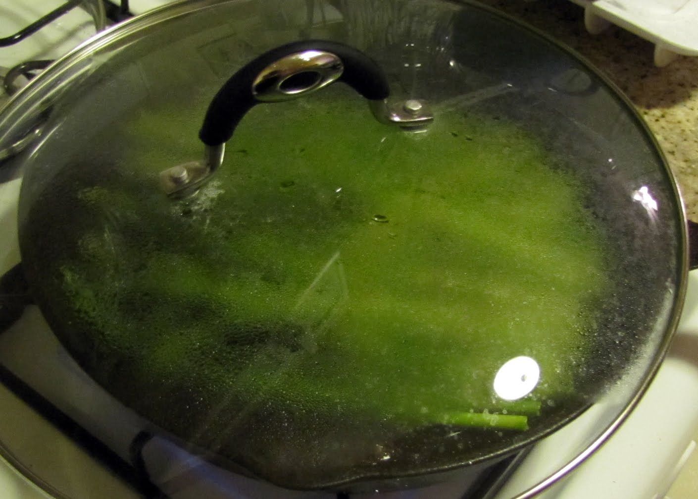 Smells Like Food in Here Cast Iron Skillet "Grilled" Asparagus