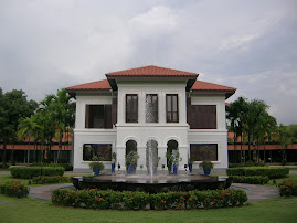 Istana Kampong Glam. Built in the 1800s for Sultan Huissien. Completed in 1845.