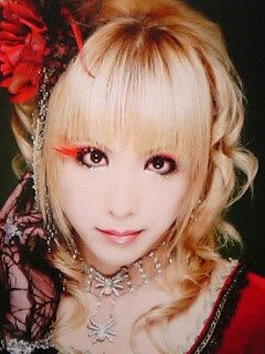 Foto bij [GazettE]I love to hate you, but do you know what I love even more? -Hoofdstuk 215-