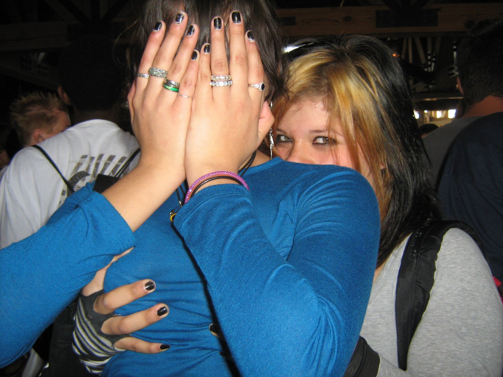 [me+n+nati]
