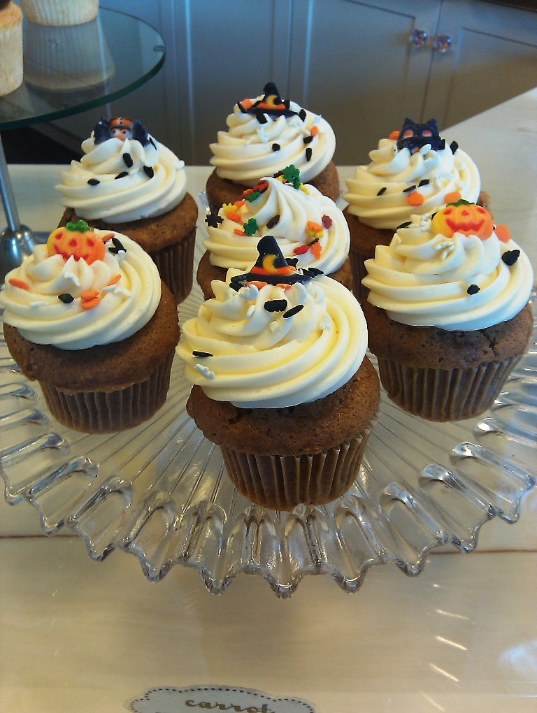 Halloween at Hello, Cupcake in WA