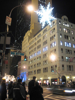 The big snowflake at 57th and 5th avenue