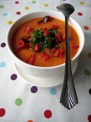 roasted red pepper & cauliflower soup