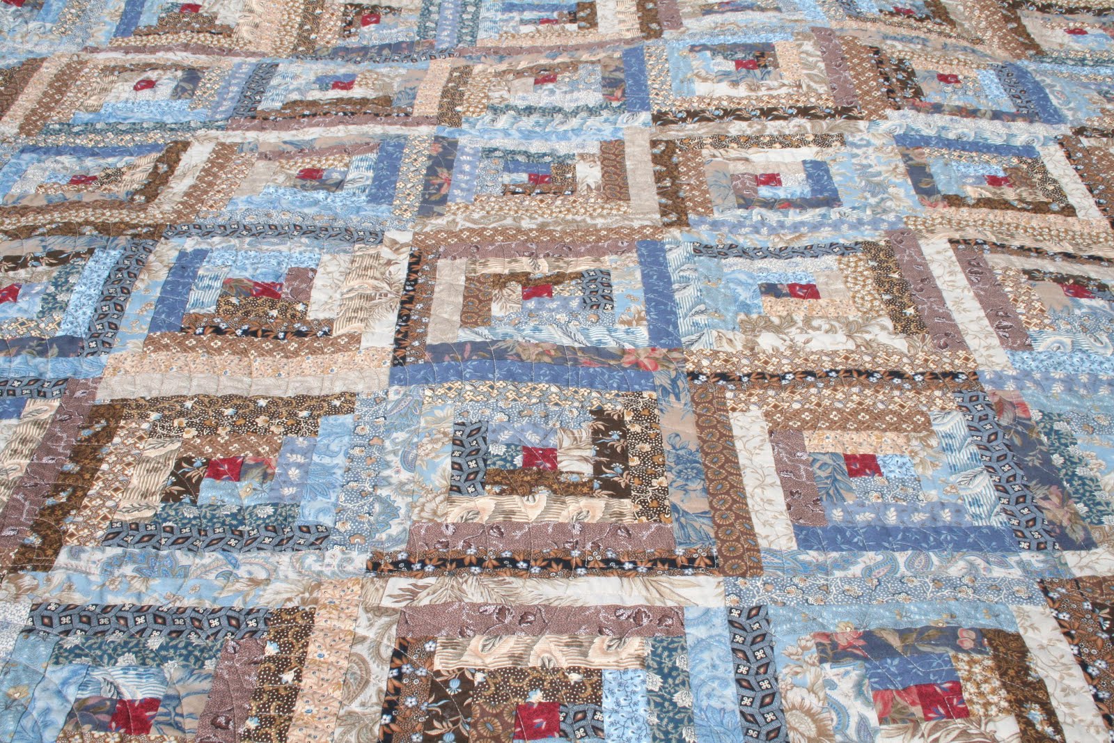 Gone Aussie Quilting: Log Cabin Quilt