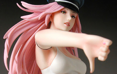 Escultura de
Poison, personagem transsexual retirada de Final Fight