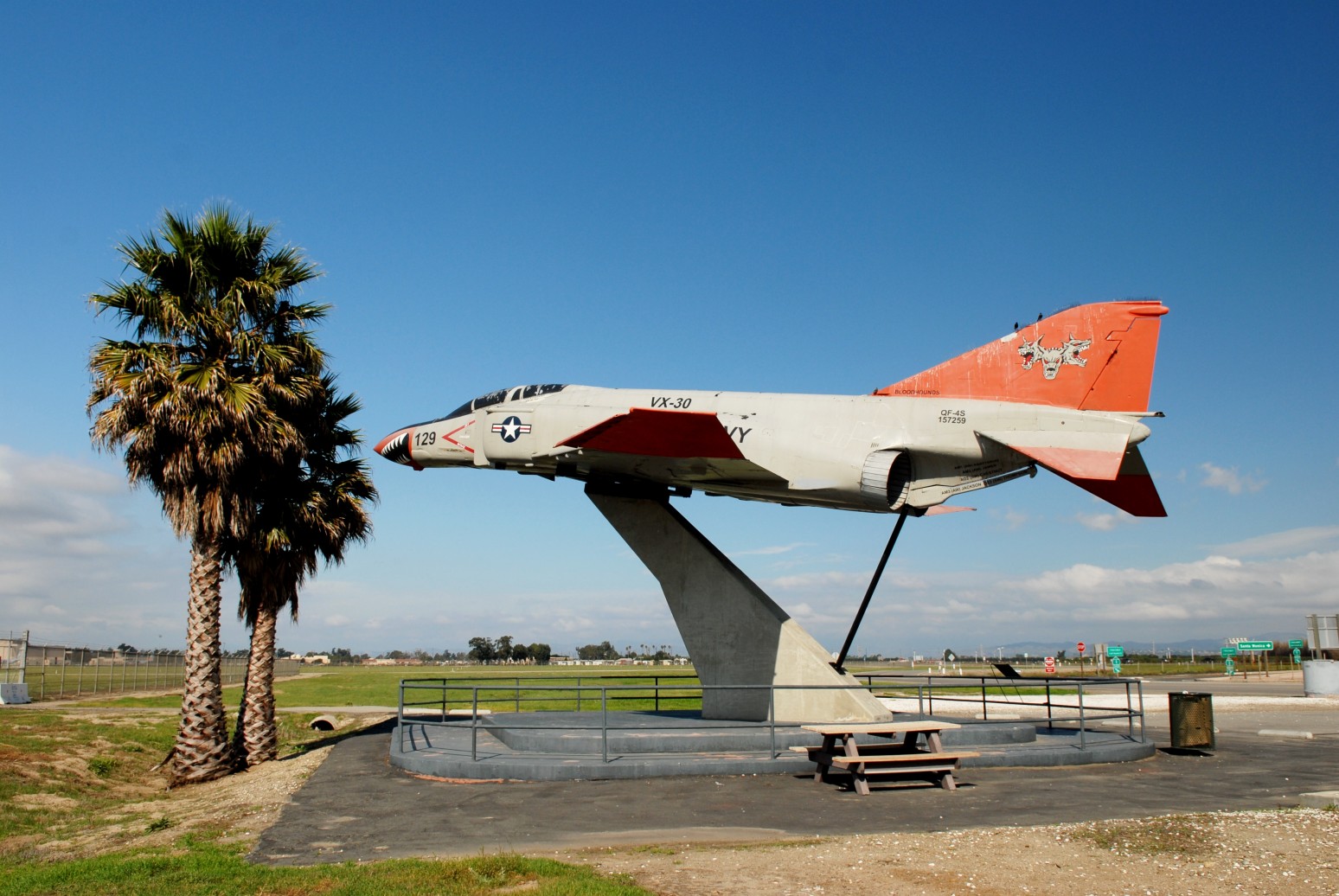 Flies in your Teeth “Alligator lizards in the air, in the air”