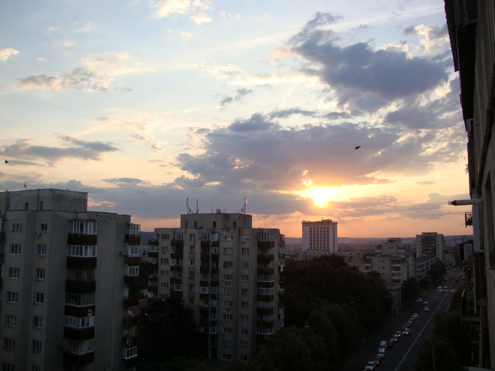 [sunset1.JPG]