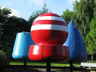 TBSteve's Flickr photo of the three (repainted) buoys