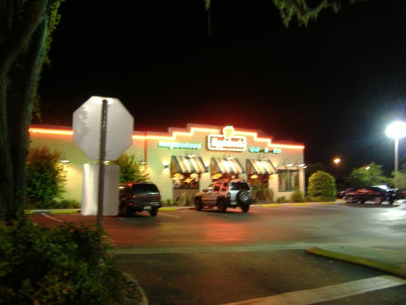 Food and Drinks Applebee's Chicken Broccoli Pasta Alfredo
