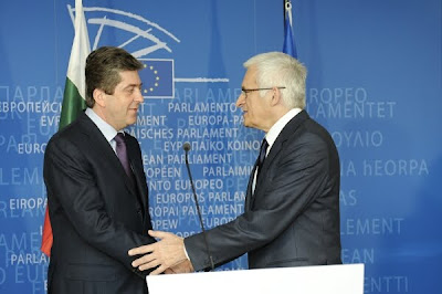 Georgi Parvanov (left) and Jerzy Buzek at the Parliament in Brussels, 23/02/10 (Photo: Parliament Press Service)