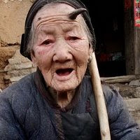 Misteri Nenek Bertanduk dari Cina