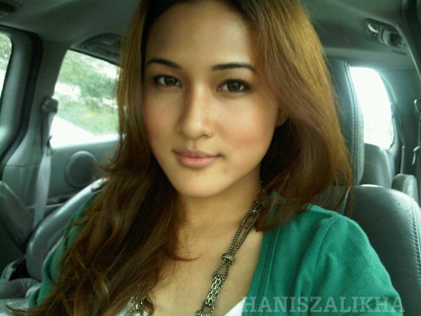 Foto Hanis Zalikha Foto Hanis Zalikha