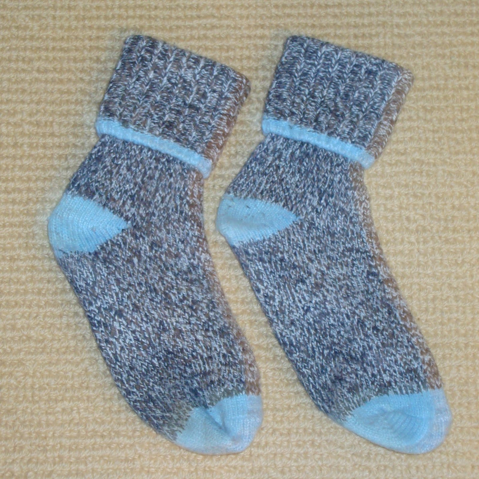 [socks.JPG]