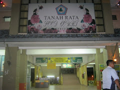 Kedai Masakan Panas di Tanah Rata (En Jais)