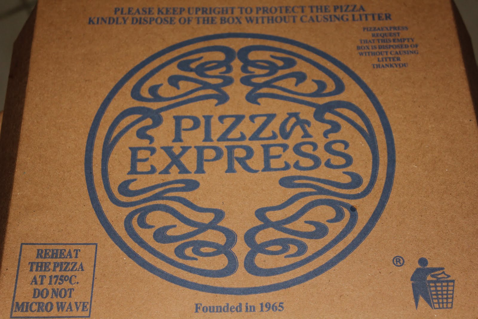 Shoppahollic Princess Pizza Express The Best!!!