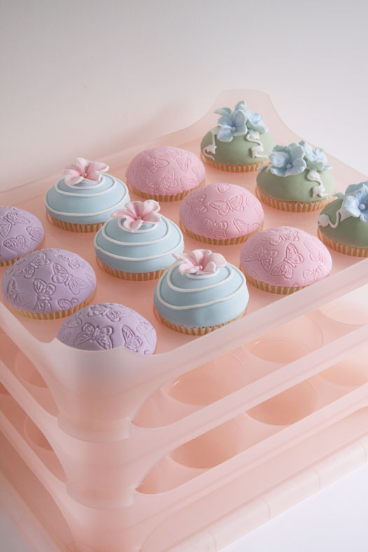 [img_cupcake-courier-5_edited-1.jpg]