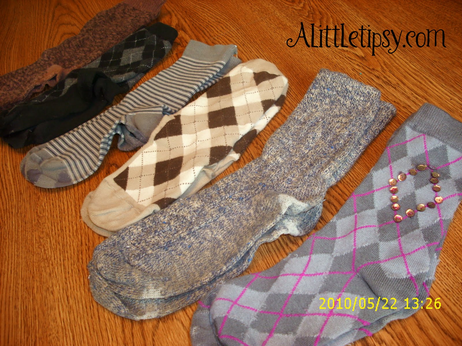 Cute Bean Bags from Worn Out Socks A Little Tipsy