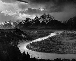 [ANSEL+ADAMS+-+250px-Adams_The_Tetons_and_the_Snake_River.jpg]