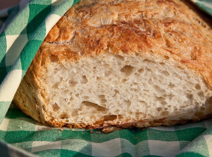 billieblog Crusty White Peasantstyle Pot Bread