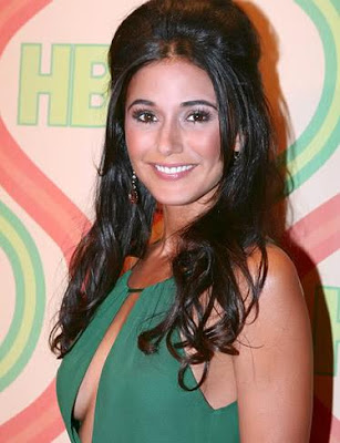 Emmanuelle Chriqui free photos