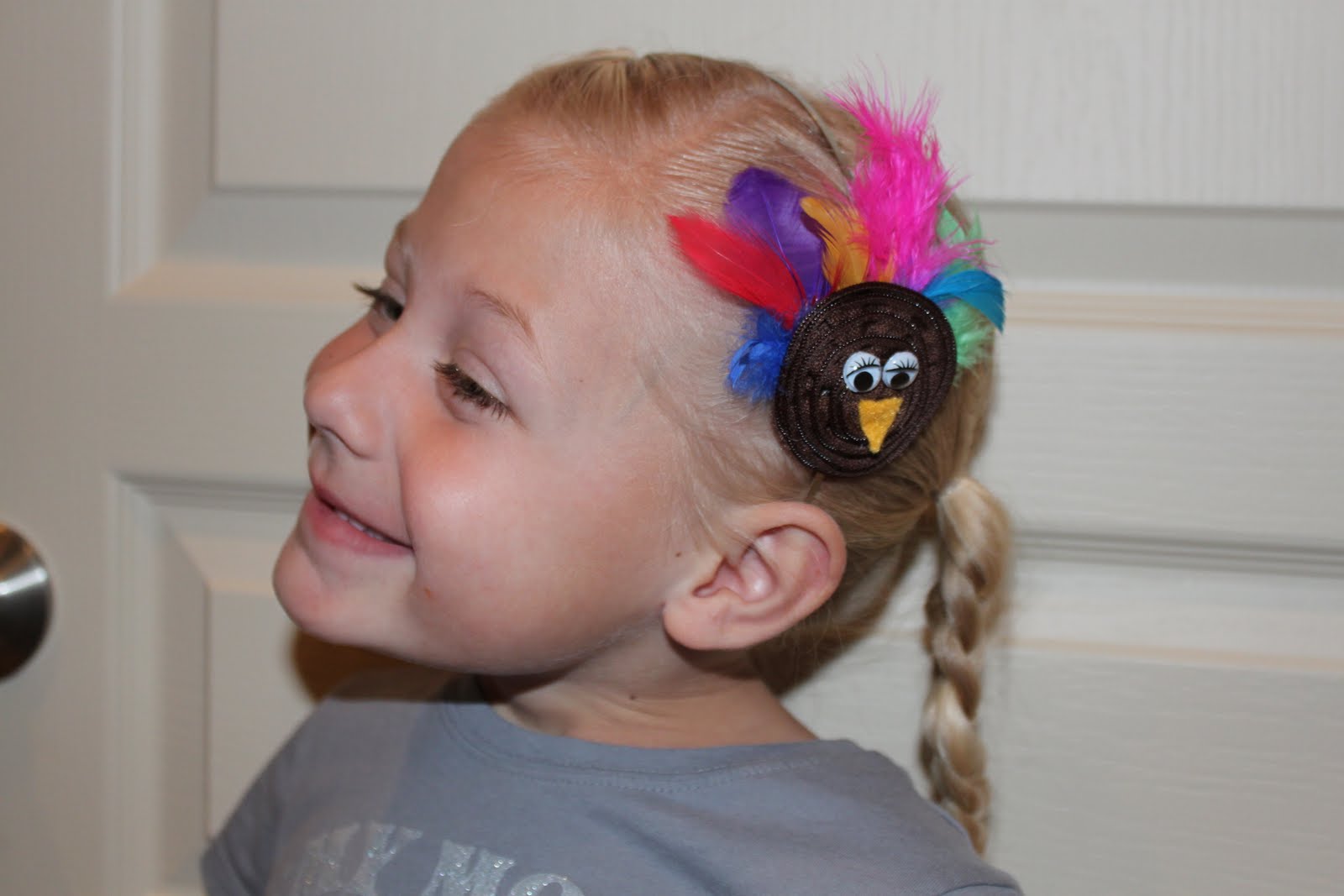 Izzy & Ivy designs Turkey Headband Tutorial