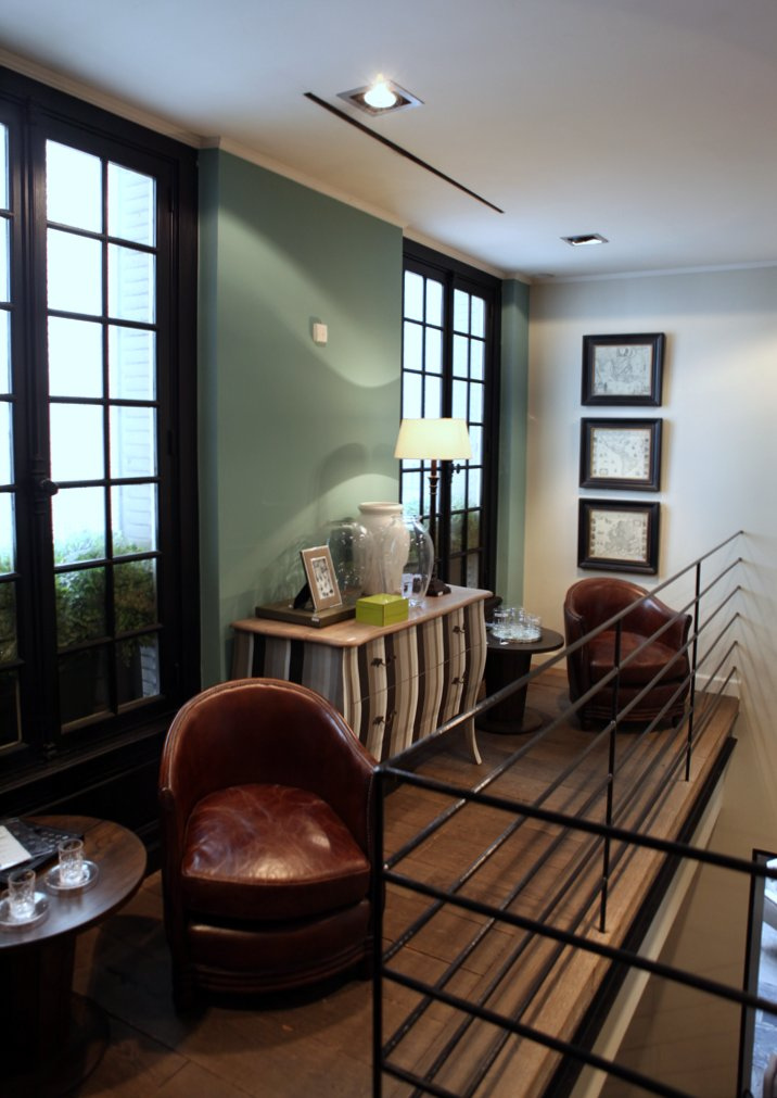 Knight Moves Paris home decor shopping