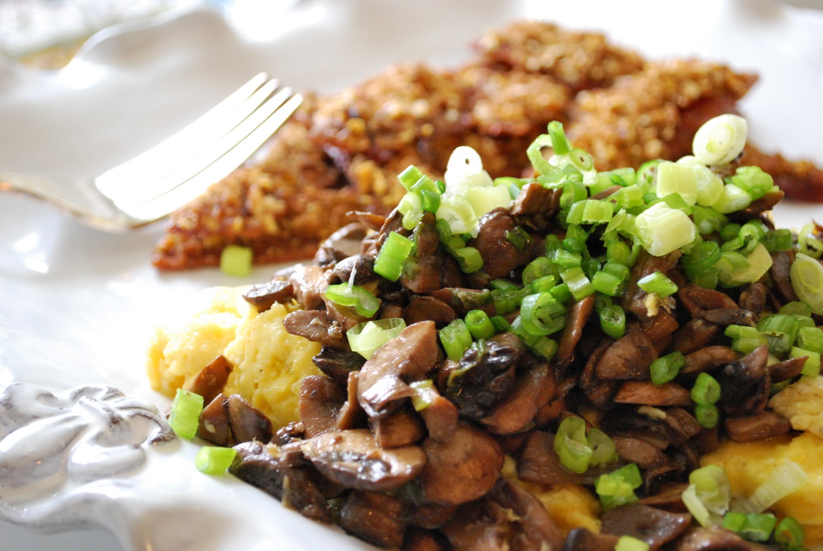 Belle of the Kitchen Hospitality, Entertaining, and Scrambled Eggs