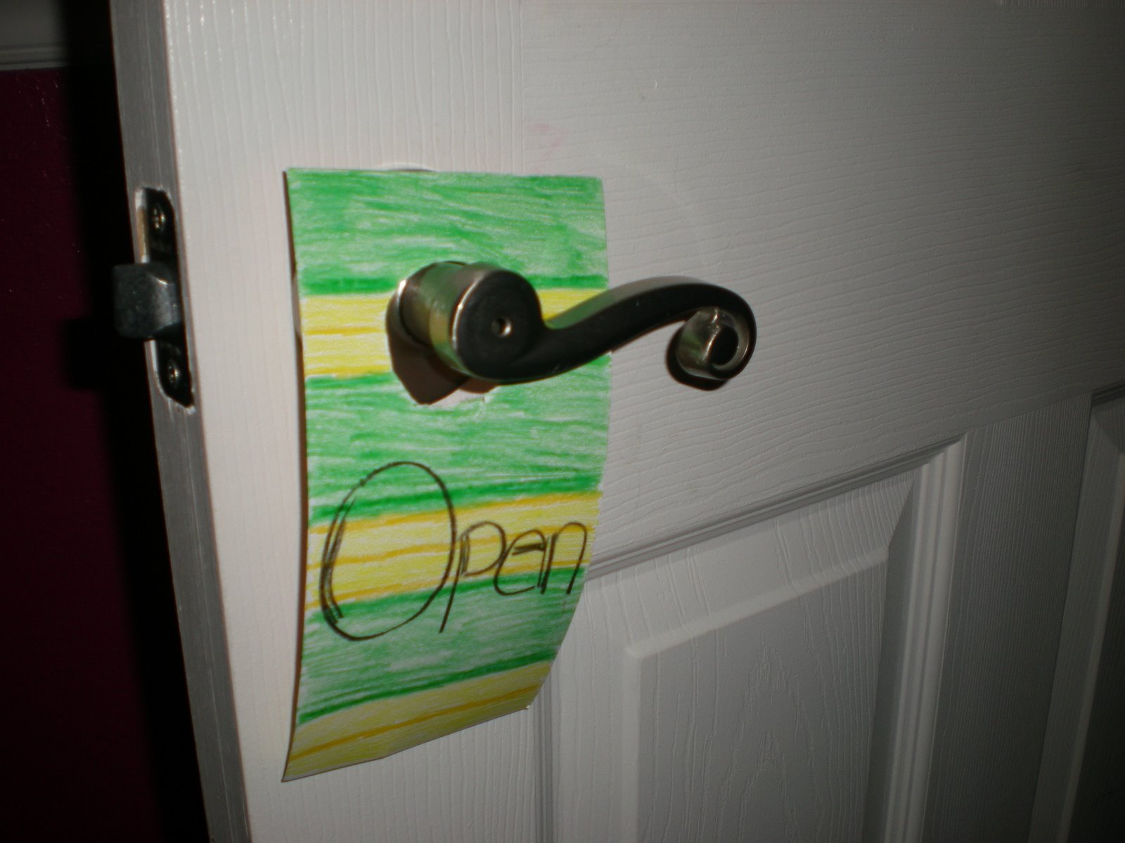 [chan+ky+sign+door+green.jpg]