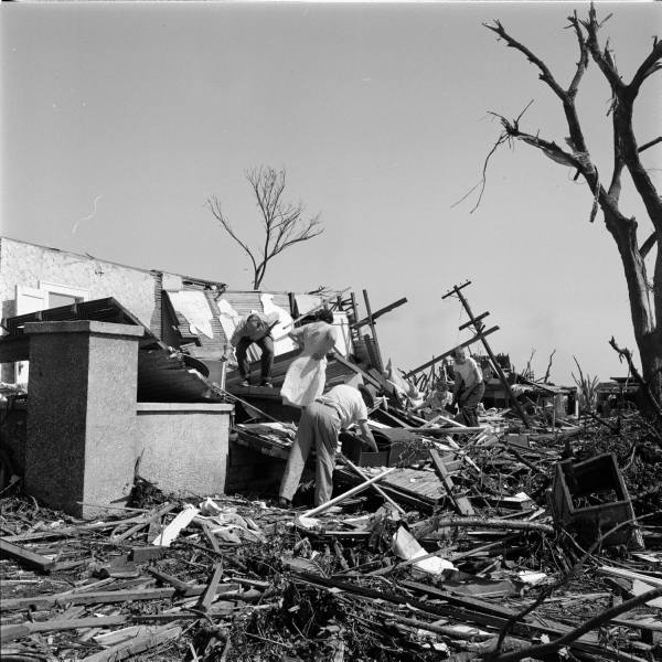 Lobojo's Den 55 Years Ago Blackwell, Oklahoma F5 Tornado, May 25, 1955