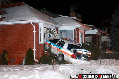 police_car_crash_house.jpg
