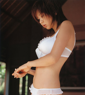 Aki Hoshino_45