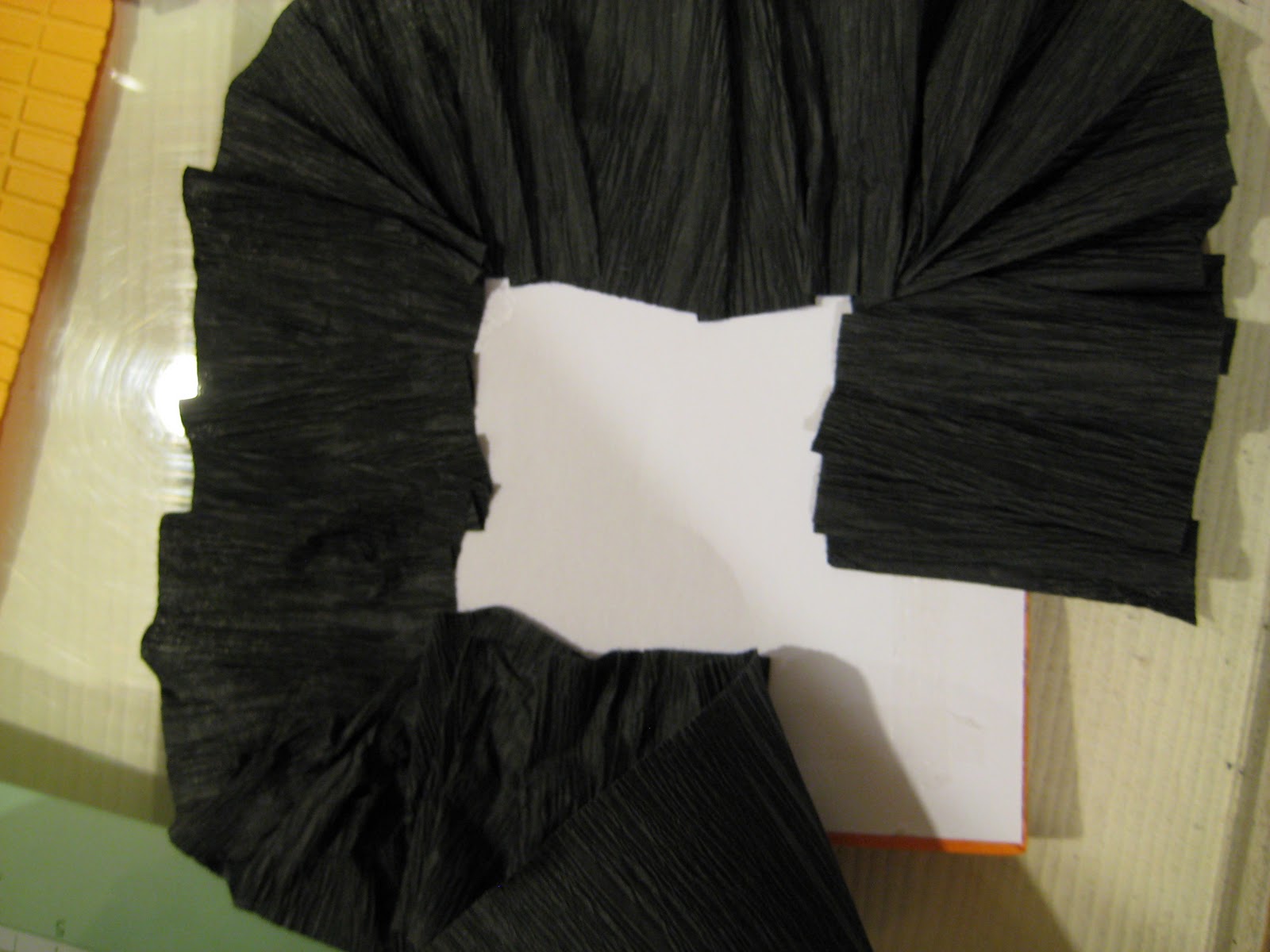 Craftin' on my door I love...Crepe Paper Streamers