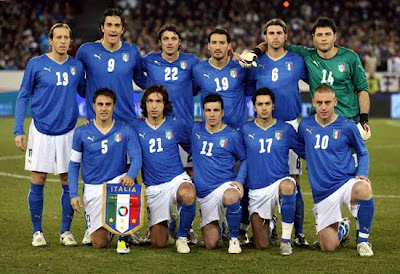 Italia se despidio bajo silbidos