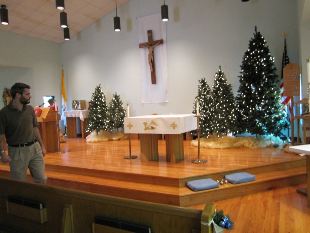 Ruthlynn's World Church Christmas Decorating