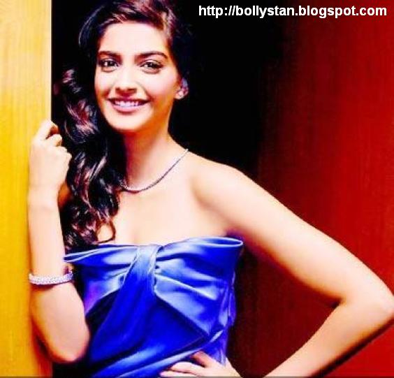 sonam kapoor wallpaper. Sonam Kapoor Wallpapers