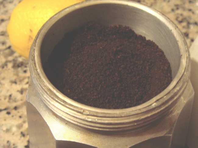 [coffeegrounds.JPG]
